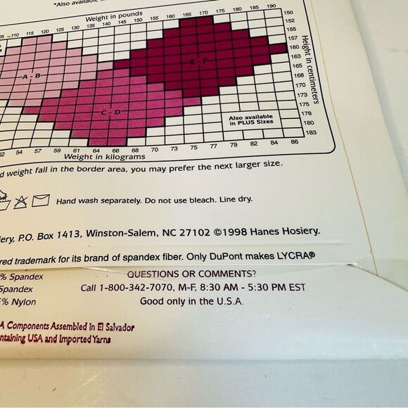 VTG Silk Reflections Silky Sheer Pantyhose Size CD Barely There NIP - Picture 4 of 4